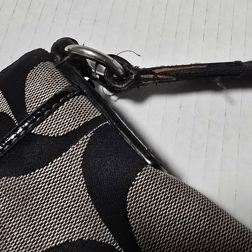 Coach Signature Crossbody Bag With Purse - Picture 6 of 16
